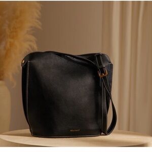 Women’s Black Leather Shoulder Bag Luxury Everyday Crossbody Bolvaint